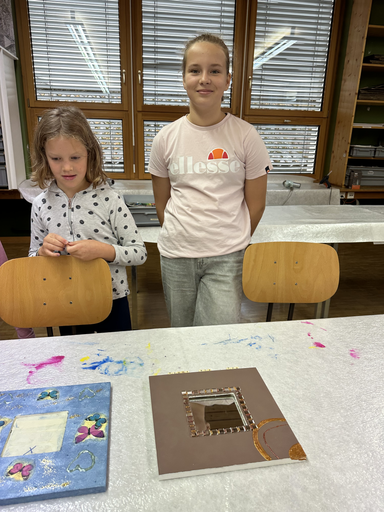 Spiegel und Schlüsselbrett basteln