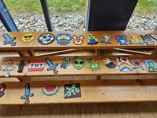 Eugy basteln und bauen mit Plus Plus