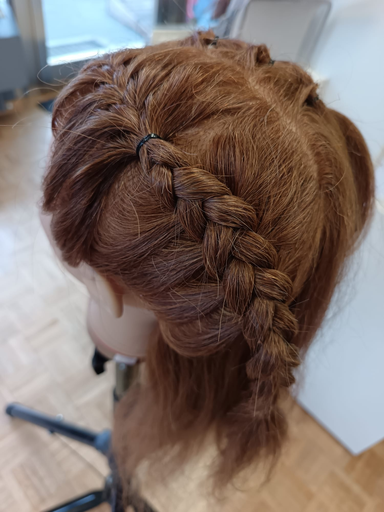Frisieren und flechten