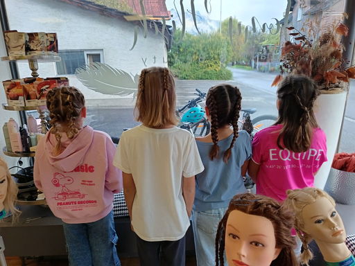 Frisieren und flechten