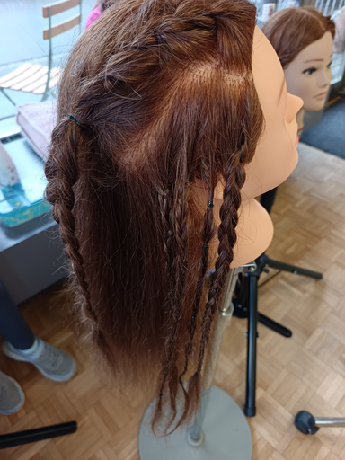 Frisieren und flechten