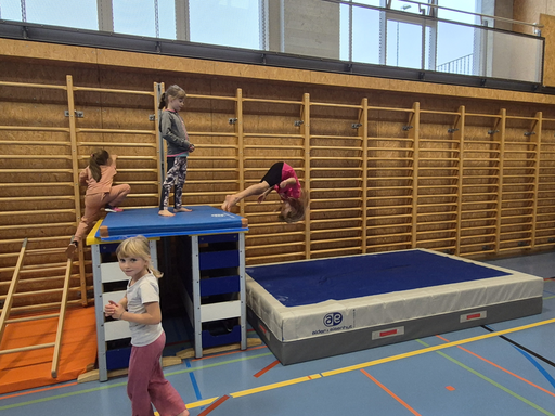 Bewegung und Spass mit Nussi