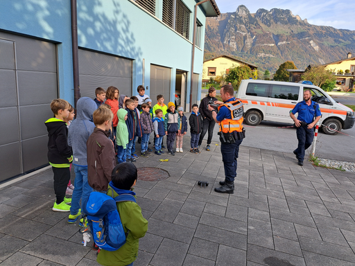 Besuch bei der Polizei