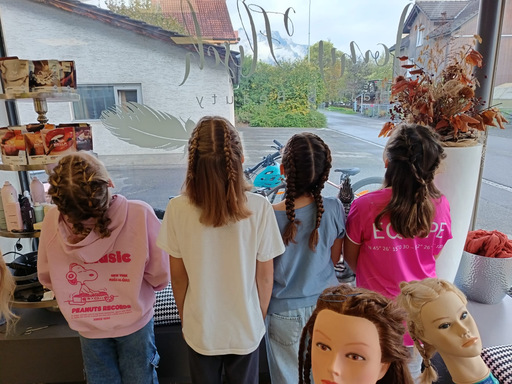 Frisieren und flechten